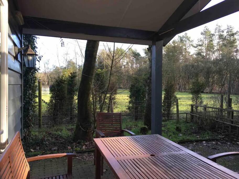 Heerlijk Huis In Een Prachtige Bosrijke Omgeving. Putten Bagian luar foto